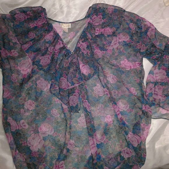Sheer Victoria's Secret blouse - Picture 1 of 3